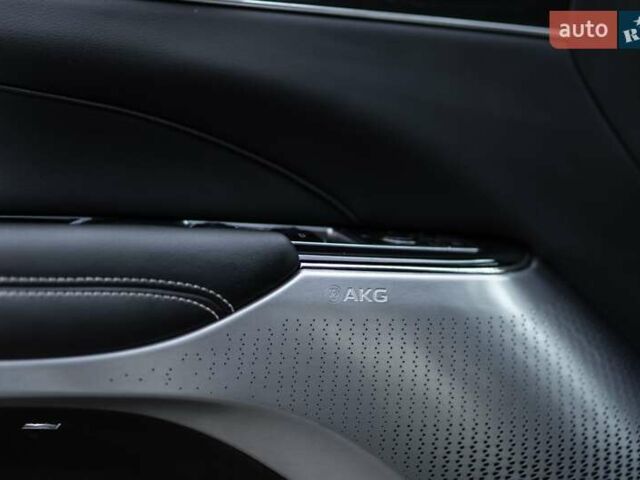 Черный Кадиллак Lyriq, объемом двигателя 0 л и пробегом 40 тыс. км за 39900 $, фото 19 на Automoto.ua