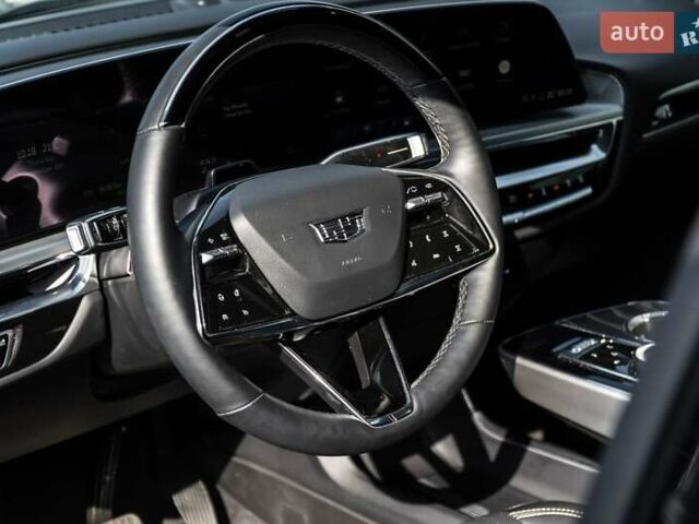 Черный Кадиллак Lyriq, объемом двигателя 0 л и пробегом 40 тыс. км за 39900 $, фото 12 на Automoto.ua