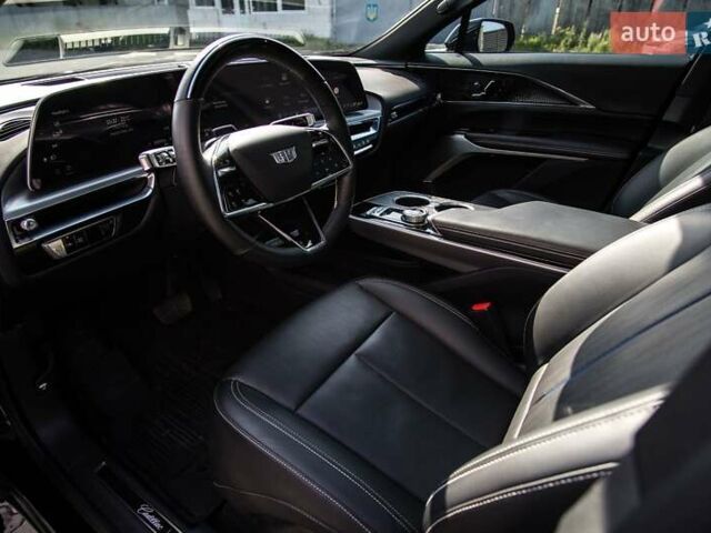 Черный Кадиллак Lyriq, объемом двигателя 0 л и пробегом 40 тыс. км за 39900 $, фото 14 на Automoto.ua