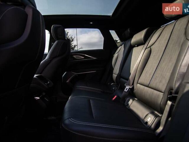 Черный Кадиллак Lyriq, объемом двигателя 0 л и пробегом 40 тыс. км за 39900 $, фото 17 на Automoto.ua