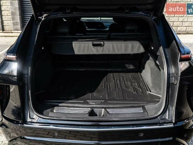 Черный Кадиллак Lyriq, объемом двигателя 0 л и пробегом 40 тыс. км за 39900 $, фото 32 на Automoto.ua