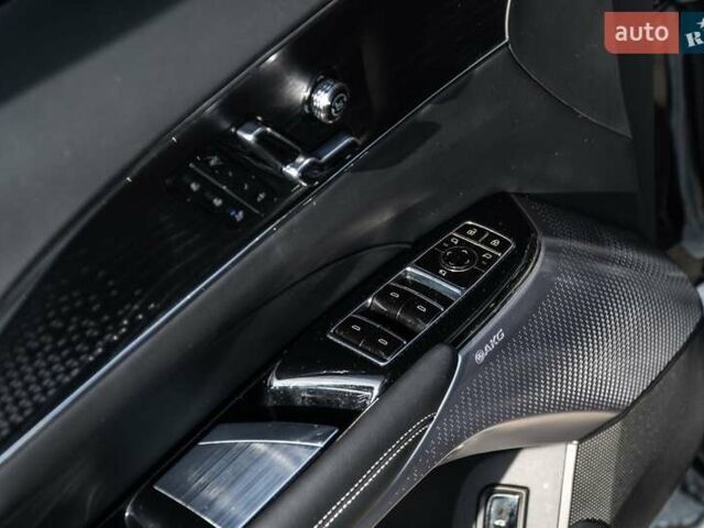 Черный Кадиллак Lyriq, объемом двигателя 0 л и пробегом 40 тыс. км за 39900 $, фото 29 на Automoto.ua