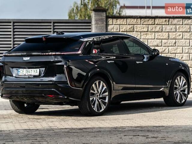 Черный Кадиллак Lyriq, объемом двигателя 0 л и пробегом 40 тыс. км за 39900 $, фото 7 на Automoto.ua