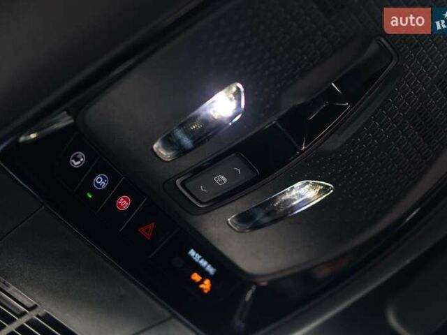 Черный Кадиллак Lyriq, объемом двигателя 0 л и пробегом 40 тыс. км за 39900 $, фото 21 на Automoto.ua