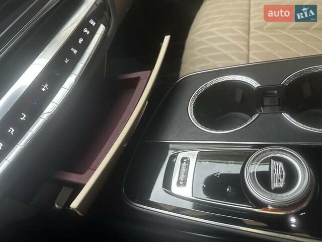 Чорний Каділак Lyriq, об'ємом двигуна 0 л та пробігом 23 тис. км за 49990 $, фото 12 на Automoto.ua