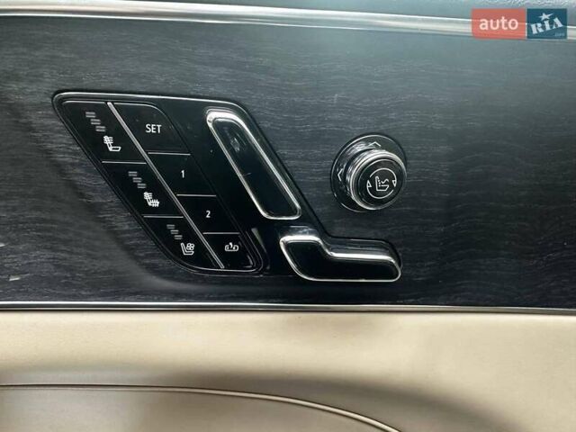 Чорний Каділак Lyriq, об'ємом двигуна 0 л та пробігом 23 тис. км за 49990 $, фото 19 на Automoto.ua