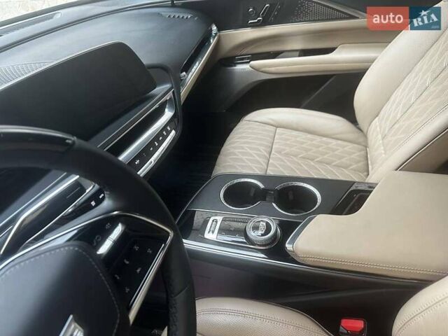 Чорний Каділак Lyriq, об'ємом двигуна 0 л та пробігом 23 тис. км за 49990 $, фото 17 на Automoto.ua