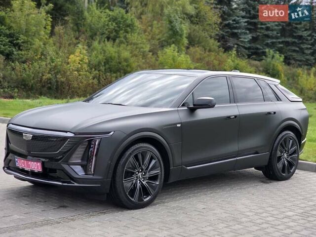Черный Кадиллак Lyriq, объемом двигателя 0 л и пробегом 6 тыс. км за 59999 $, фото 9 на Automoto.ua
