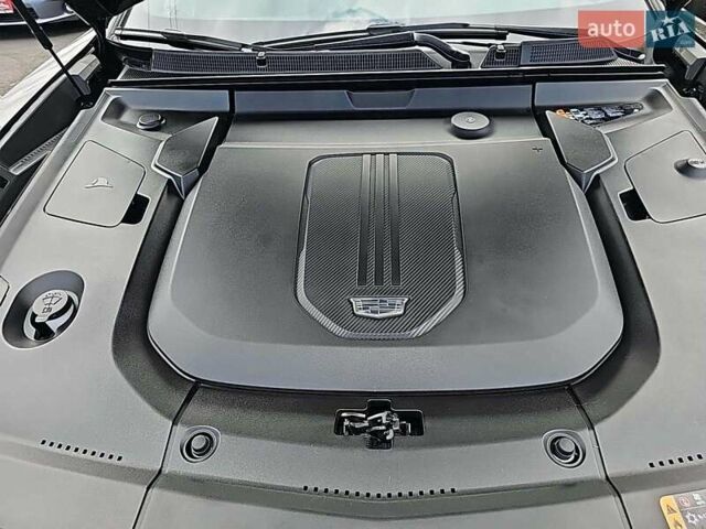 Кадиллак Lyriq 2024 в Кривом Роге на Automoto.ua Черный Кадиллак Lyriq, объемом двигателя 0 л и пробегом 55 тыс. км за 30000 $, фото 12 на Automoto.ua