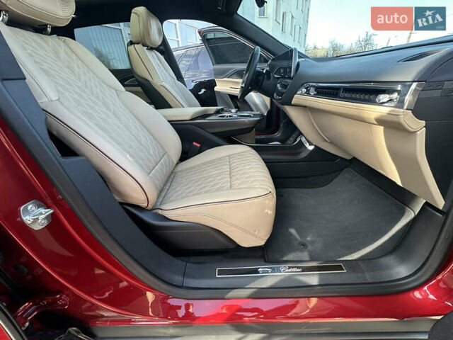 Червоний Каділак Lyriq, об'ємом двигуна 0 л та пробігом 7 тис. км за 49999 $, фото 42 на Automoto.ua