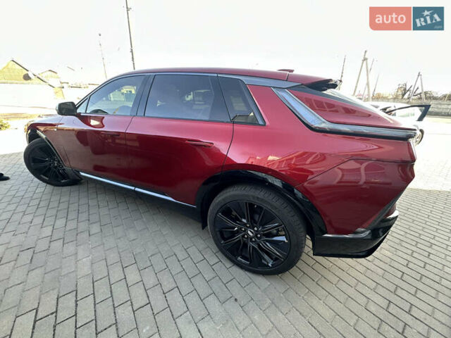 Червоний Каділак Lyriq, об'ємом двигуна 0 л та пробігом 7 тис. км за 49999 $, фото 16 на Automoto.ua