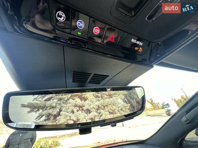 Червоний Каділак Lyriq, об'ємом двигуна 0 л та пробігом 7 тис. км за 49999 $, фото 30 на Automoto.ua