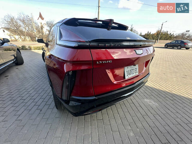 Червоний Каділак Lyriq, об'ємом двигуна 0 л та пробігом 7 тис. км за 49999 $, фото 14 на Automoto.ua