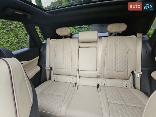 Красный Кадиллак Lyriq, объемом двигателя 0 л и пробегом 3 тыс. км за 53000 $, фото 36 на Automoto.ua