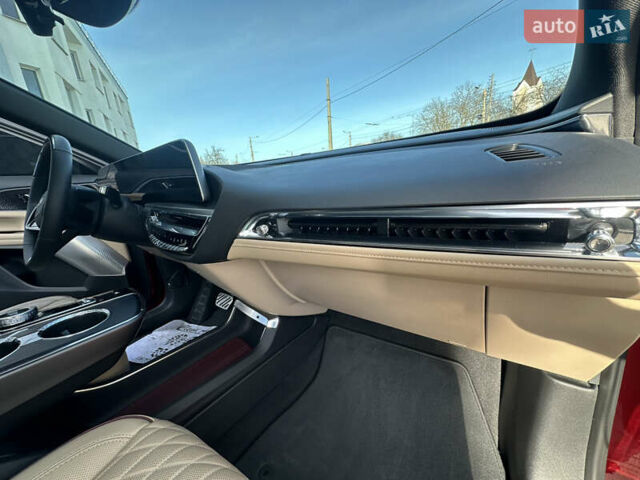 Червоний Каділак Lyriq, об'ємом двигуна 0 л та пробігом 7 тис. км за 49999 $, фото 46 на Automoto.ua