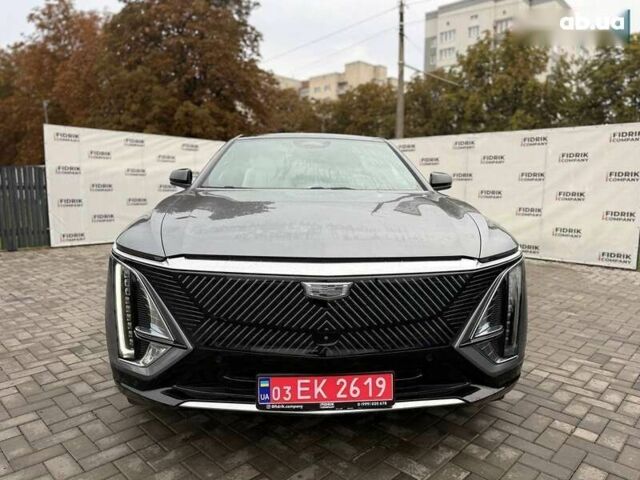 Кадиллак Lyriq 2022 в Луцке на Automoto.ua Кадиллак Lyriq, объемом двигателя 0 л и пробегом 28 тыс. км за 26500 $, фото 17 на Automoto.ua