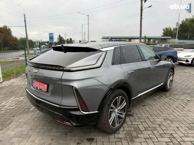 Кадиллак Lyriq 2022 в Луцке на Automoto.ua Кадиллак Lyriq, объемом двигателя 0 л и пробегом 28 тыс. км за 26500 $, фото 4 на Automoto.ua