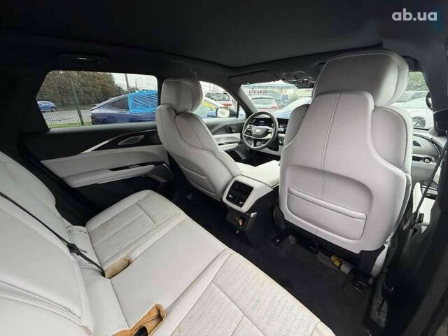 Кадиллак Lyriq 2022 в Луцке на Automoto.ua Кадиллак Lyriq, объемом двигателя 0 л и пробегом 28 тыс. км за 26500 $, фото 18 на Automoto.ua