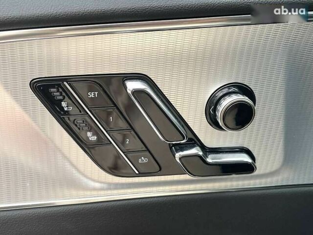 Кадиллак Lyriq, объемом двигателя 0 л и пробегом 10 тыс. км за 45500 $, фото 15 на Automoto.ua