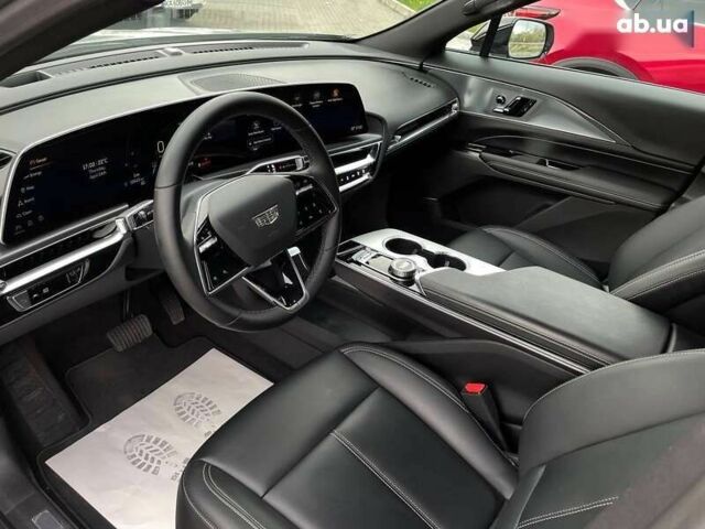 Кадиллак Lyriq, объемом двигателя 0 л и пробегом 10 тыс. км за 45500 $, фото 6 на Automoto.ua