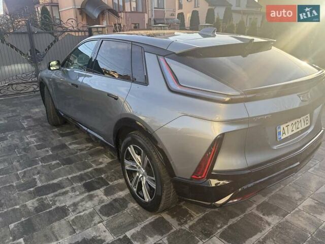Сірий Каділак Lyriq, об'ємом двигуна 0 л та пробігом 20 тис. км за 39900 $, фото 16 на Automoto.ua