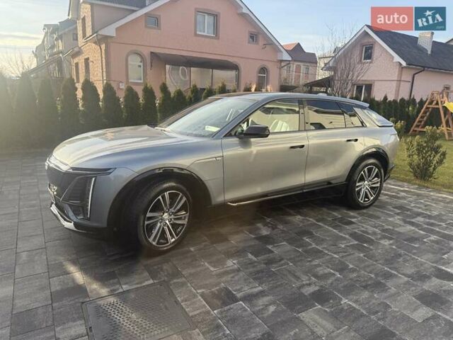Сірий Каділак Lyriq, об'ємом двигуна 0 л та пробігом 20 тис. км за 39900 $, фото 13 на Automoto.ua