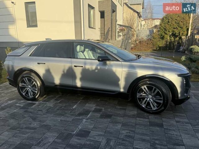 Сірий Каділак Lyriq, об'ємом двигуна 0 л та пробігом 20 тис. км за 39900 $, фото 15 на Automoto.ua
