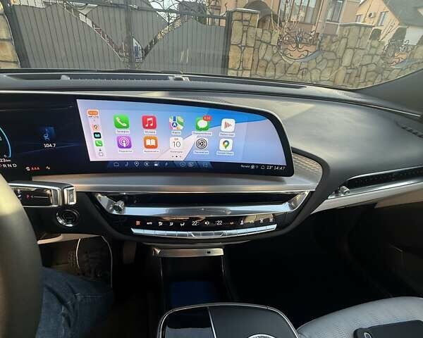 Сірий Каділак Lyriq, об'ємом двигуна 0 л та пробігом 20 тис. км за 39900 $, фото 33 на Automoto.ua