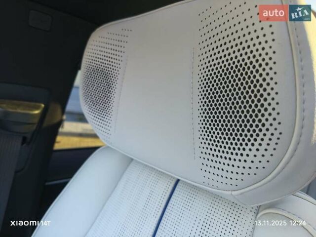 Серый Кадиллак Lyriq, объемом двигателя 0 л и пробегом 2 тыс. км за 39500 $, фото 13 на Automoto.ua