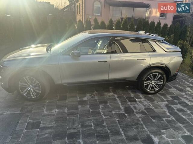 Сірий Каділак Lyriq, об'ємом двигуна 0 л та пробігом 20 тис. км за 39900 $, фото 14 на Automoto.ua