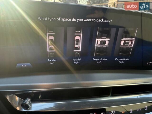 Сірий Каділак Lyriq, об'ємом двигуна 0 л та пробігом 20 тис. км за 39900 $, фото 45 на Automoto.ua