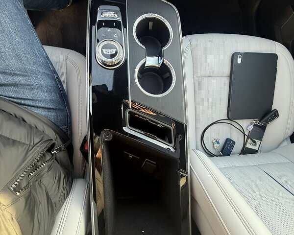 Сірий Каділак Lyriq, об'ємом двигуна 0 л та пробігом 20 тис. км за 39900 $, фото 34 на Automoto.ua