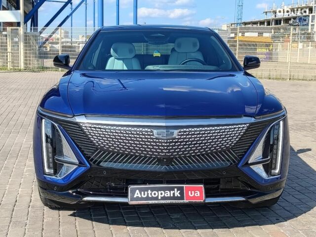 Синий Кадиллак Lyriq, объемом двигателя 0 л и пробегом 25 тыс. км за 46440 $, фото 1 на Automoto.ua