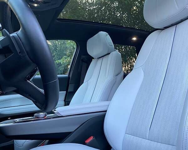 Синій Каділак Lyriq, об'ємом двигуна 0 л та пробігом 22 тис. км за 39000 $, фото 27 на Automoto.ua