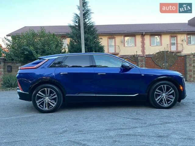 Синій Каділак Lyriq, об'ємом двигуна 0 л та пробігом 22 тис. км за 39000 $, фото 14 на Automoto.ua