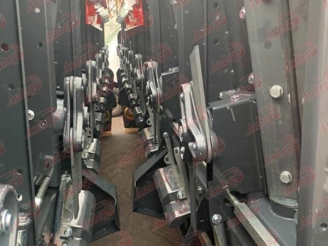 Червоний Капелло Другая, об'ємом двигуна 0 л та пробігом 0 тис. км за 45640 $, фото 4 на Automoto.ua
