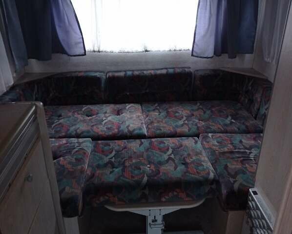 Бежевый Каравелла Бамба, объемом двигателя 0 л и пробегом 5 тыс. км за 3700 $, фото 22 на Automoto.ua