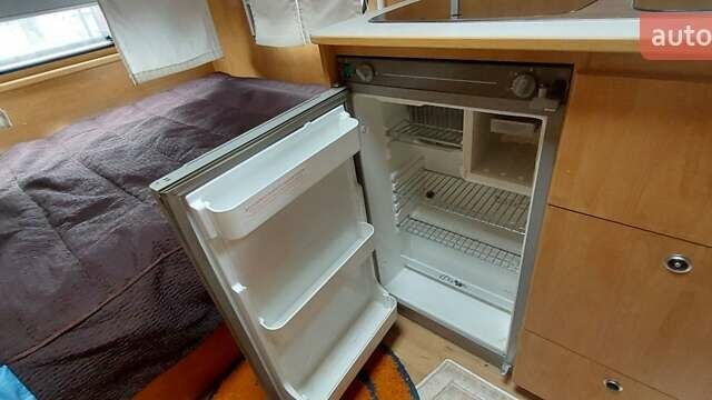 Белый Каравелла Ambiance, объемом двигателя 0 л и пробегом 1 тыс. км за 9999 $, фото 24 на Automoto.ua