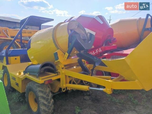 Жовтий Кармікс Ван, об'ємом двигуна 0 л та пробігом 20 тис. км за 19500 $, фото 2 на Automoto.ua