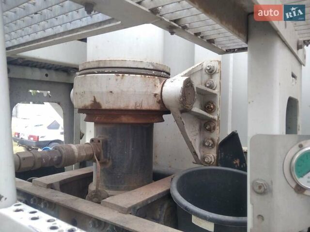 Чорний Карнехл ЦХКС, об'ємом двигуна 0 л та пробігом 100 тис. км за 13500 $, фото 7 на Automoto.ua