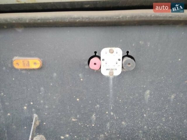 Чорний Карнехл ЦХКС, об'ємом двигуна 0 л та пробігом 100 тис. км за 13500 $, фото 11 на Automoto.ua