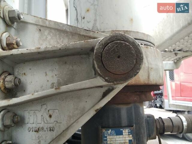 Чорний Карнехл ЦХКС, об'ємом двигуна 0 л та пробігом 100 тис. км за 13500 $, фото 12 на Automoto.ua