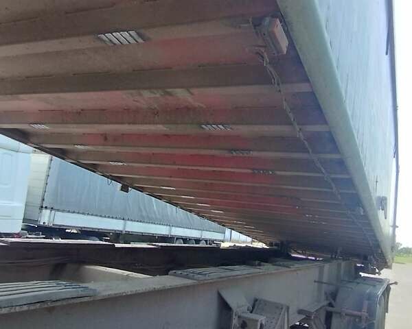 Червоний Карнехл ЦХКС, об'ємом двигуна 0 л та пробігом 100 тис. км за 17800 $, фото 8 на Automoto.ua