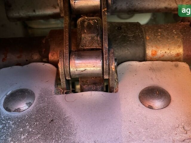 Кейс 2388 2001 у Павлограде на Automoto.ua Кейс 2388, об'ємом двигуна 0 л та пробігом 7 тис. км за 50000 $, фото 51 на Automoto.ua