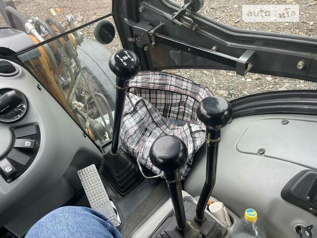 Оранжевый Кейс 570, объемом двигателя 3.9 л и пробегом 110 тыс. км за 73000 $, фото 3 на Automoto.ua