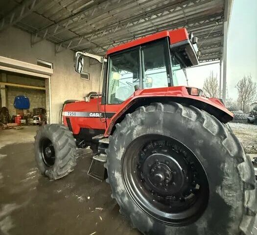 Красный Кейс Другая, объемом двигателя 0 л и пробегом 0 тыс. км за 31336 $, фото 7 на Automoto.ua