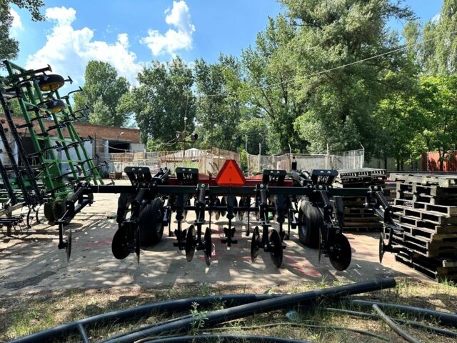 Красный Кейс Другая, объемом двигателя 0 л и пробегом 0 тыс. км за 46521 $, фото 9 на Automoto.ua