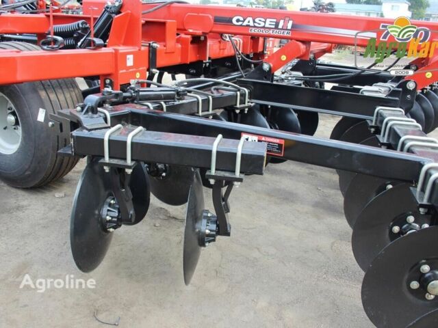 Красный Кейс Другая, объемом двигателя 0 л и пробегом 0 тыс. км за 53488 $, фото 17 на Automoto.ua