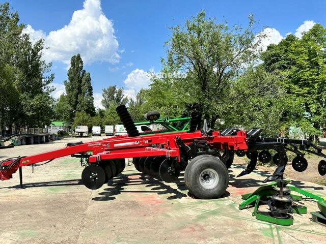 Красный Кейс Другая, объемом двигателя 0 л и пробегом 0 тыс. км за 45810 $, фото 15 на Automoto.ua