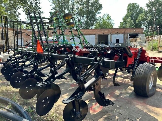 Красный Кейс Другая, объемом двигателя 0 л и пробегом 0 тыс. км за 46521 $, фото 11 на Automoto.ua